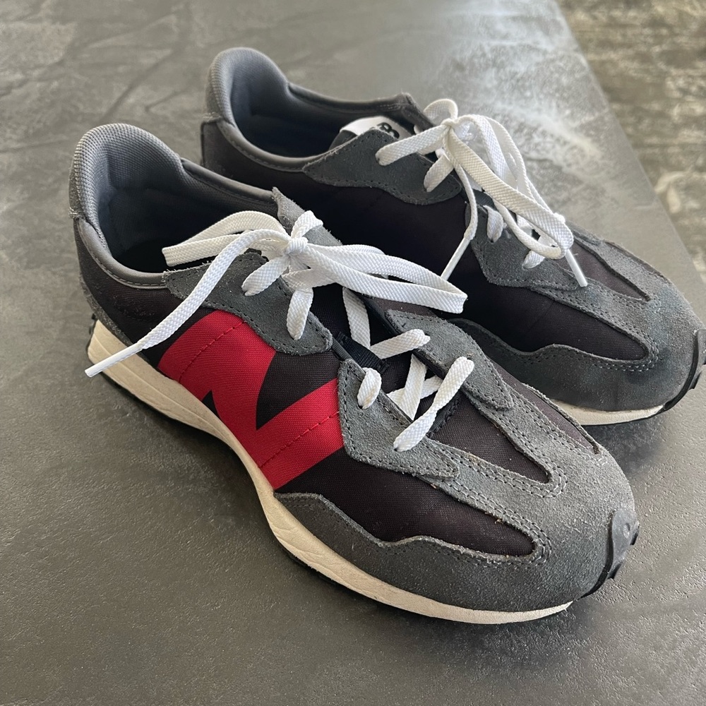 Boys Big Kids New Balance Sneakers 5